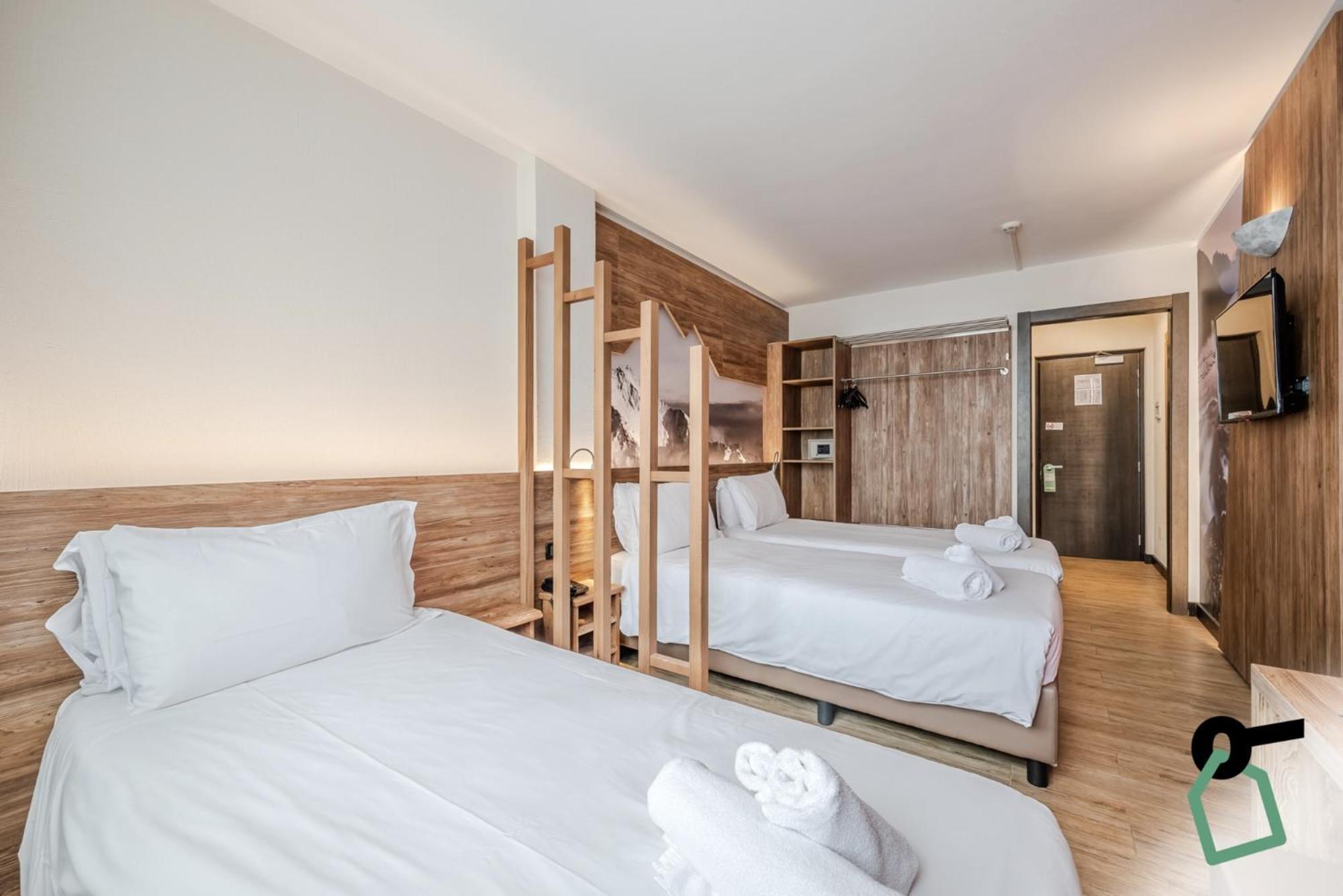 Hotiday Chalet Sestriere Vialattea מראה חיצוני תמונה