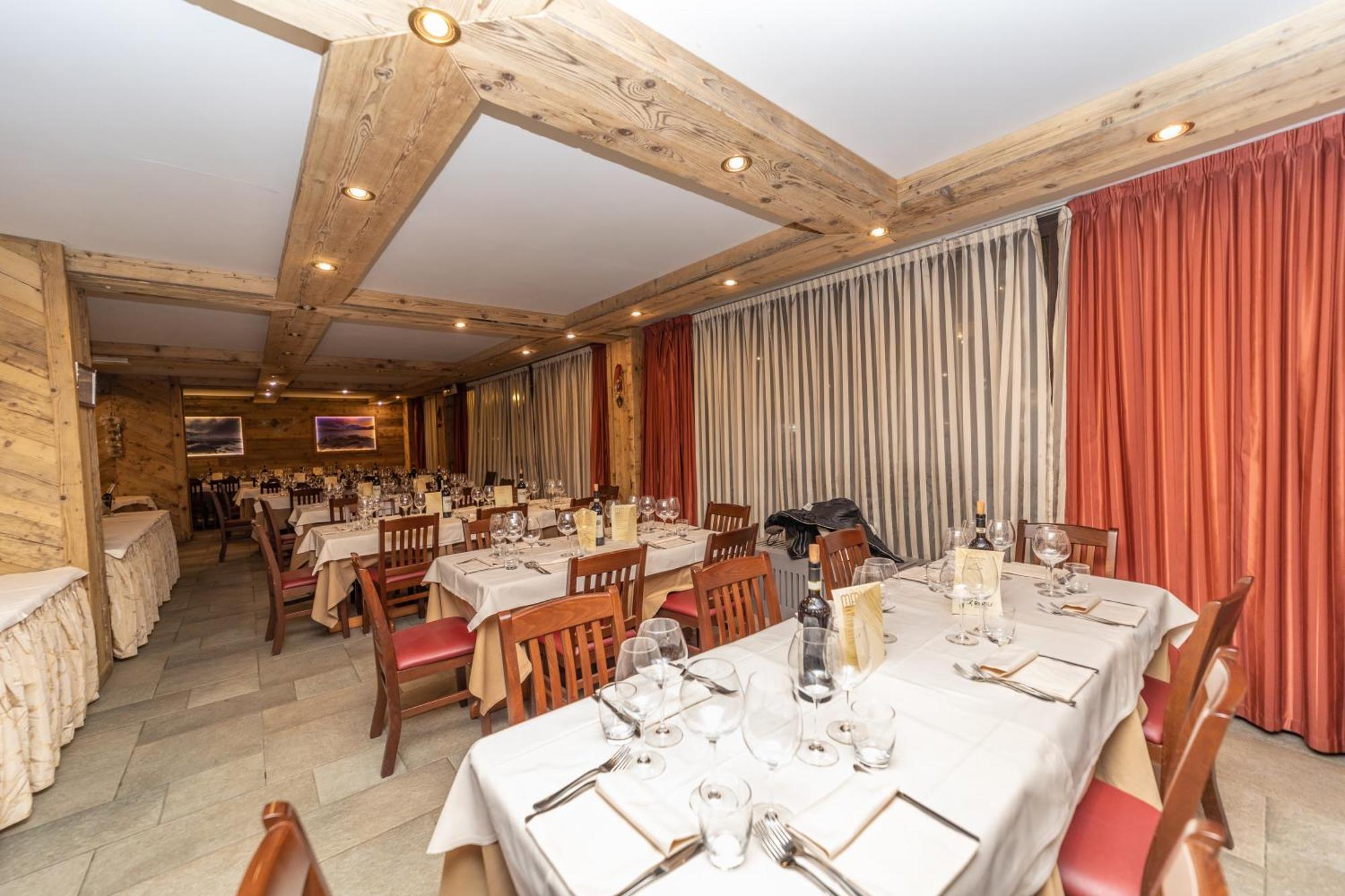 Hotiday Chalet Sestriere Vialattea מראה חיצוני תמונה